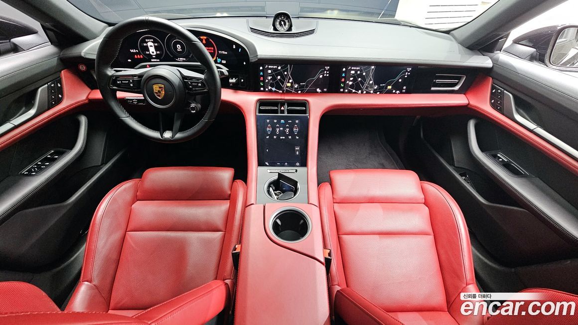 Porsche Taycan 2022