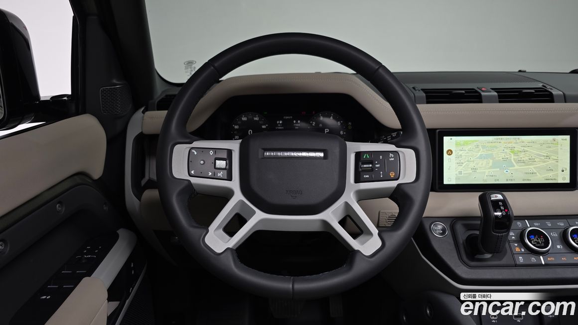 Land Rover Defender 2023