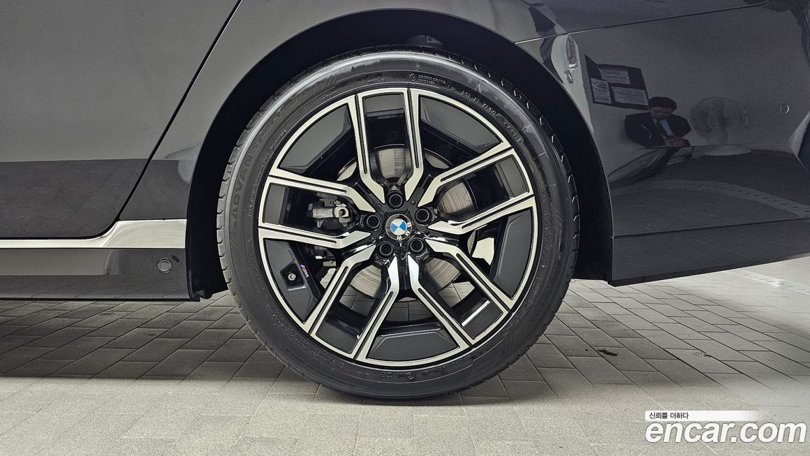 BMW 7-Series 2025