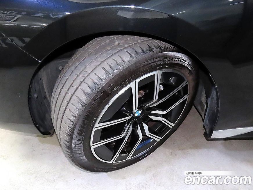 BMW 7-Series 2024