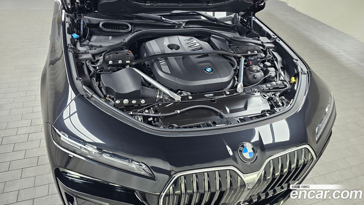 BMW 7-Series 2025