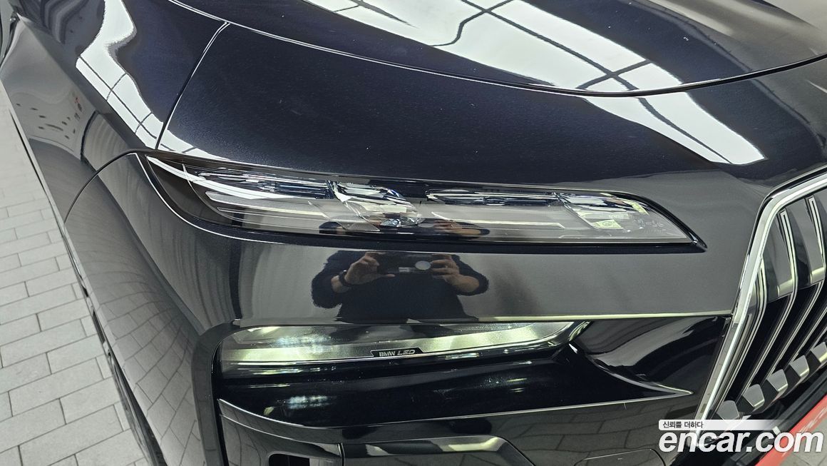 BMW 7-Series 2025