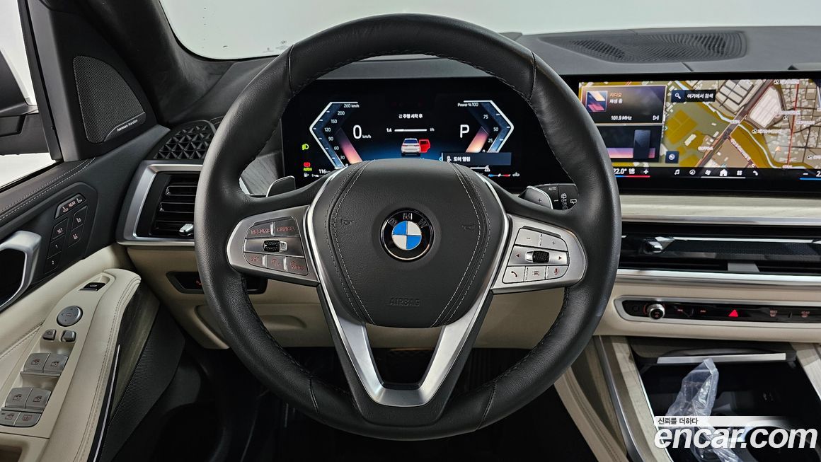 BMW X7 2025