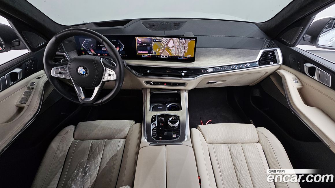 BMW X7 2025