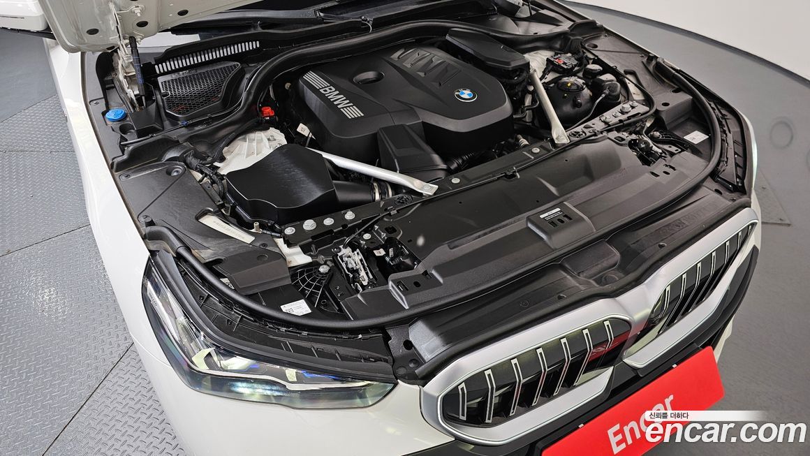 BMW 5-Series 2025