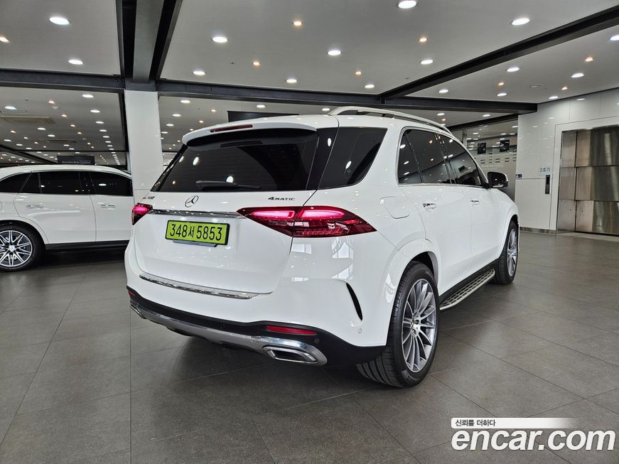 Mercedes-Benz GLE-Class 2025