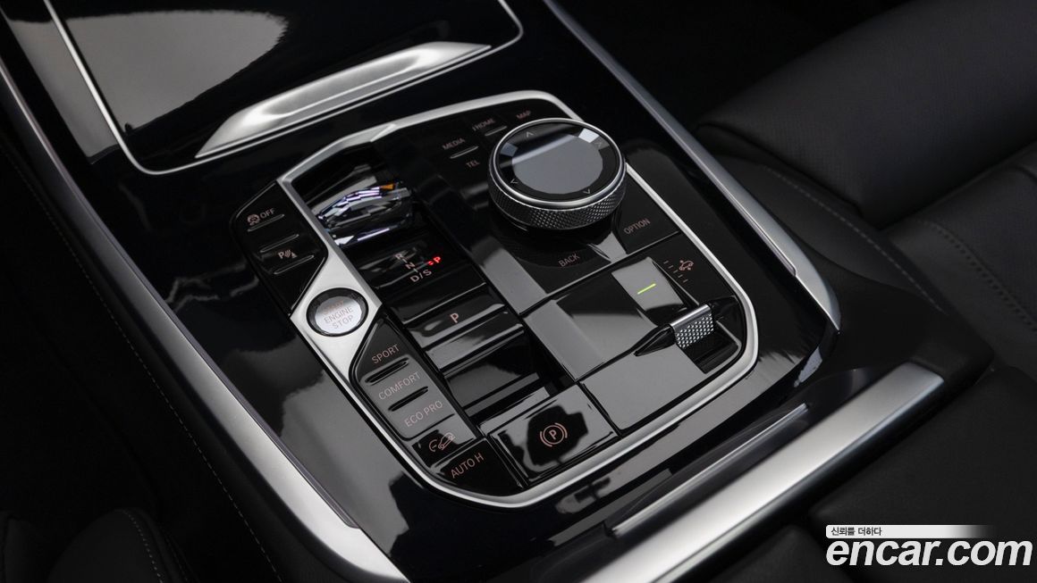 BMW X7 2024