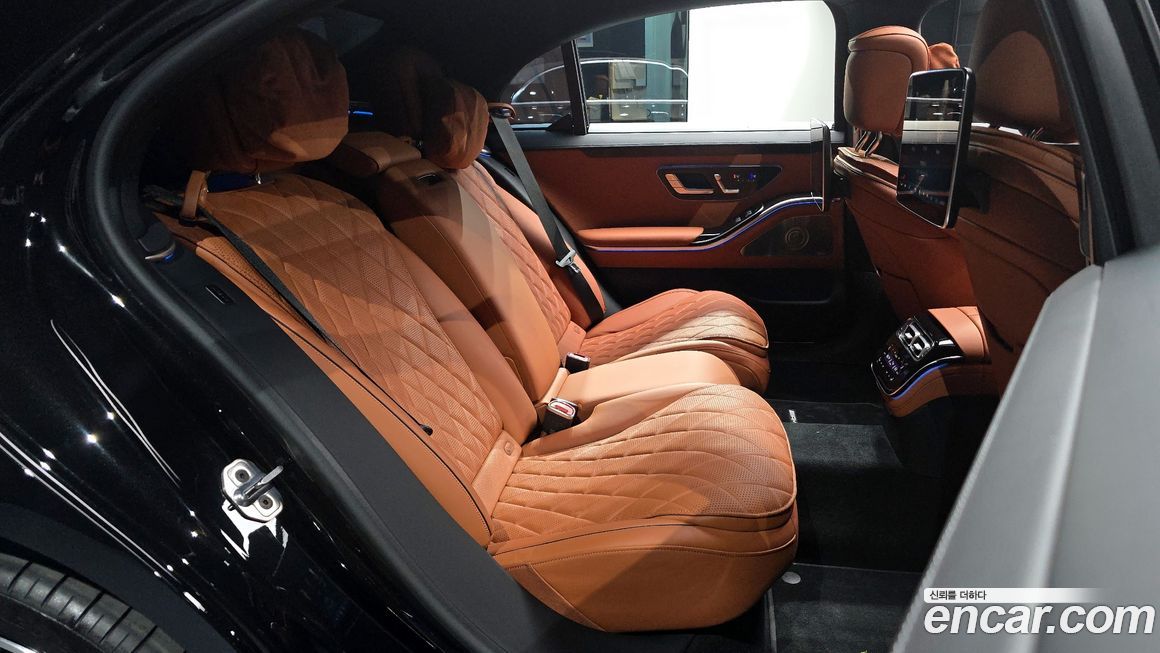 Mercedes-Benz S-Class 2026
