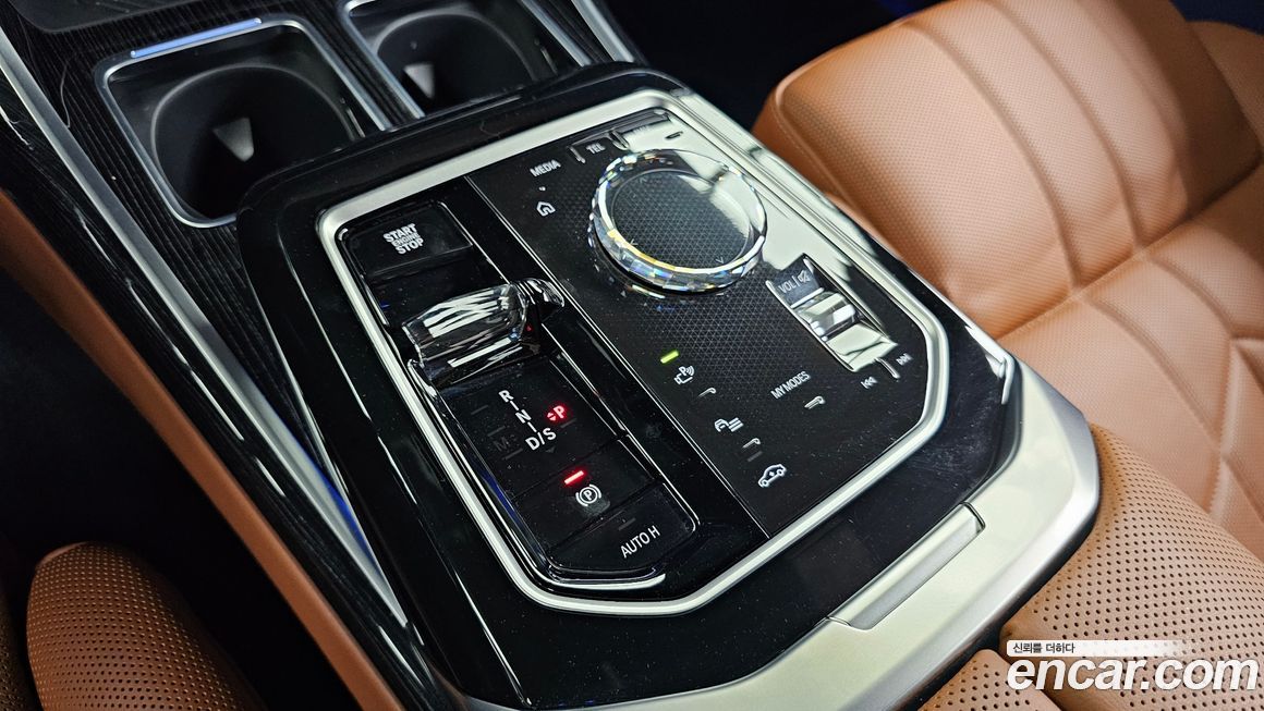 BMW 7-Series 2025