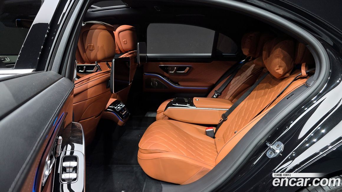 Mercedes-Benz S-Class 2026