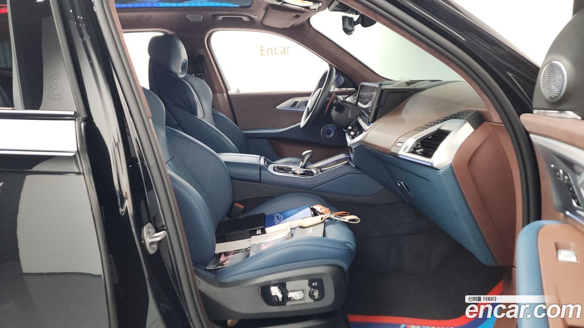BMW XM 2025