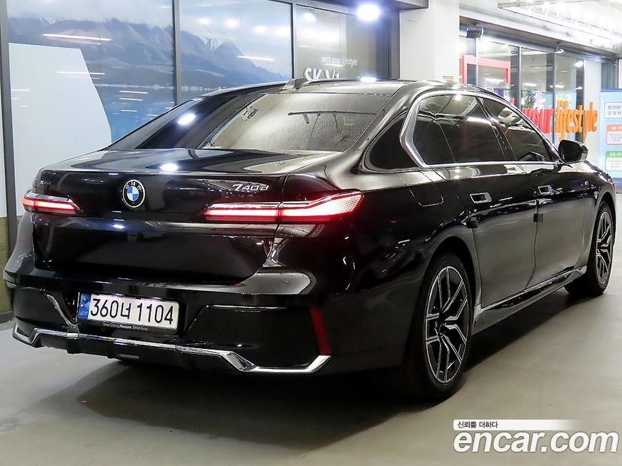 BMW 7-Series 2024