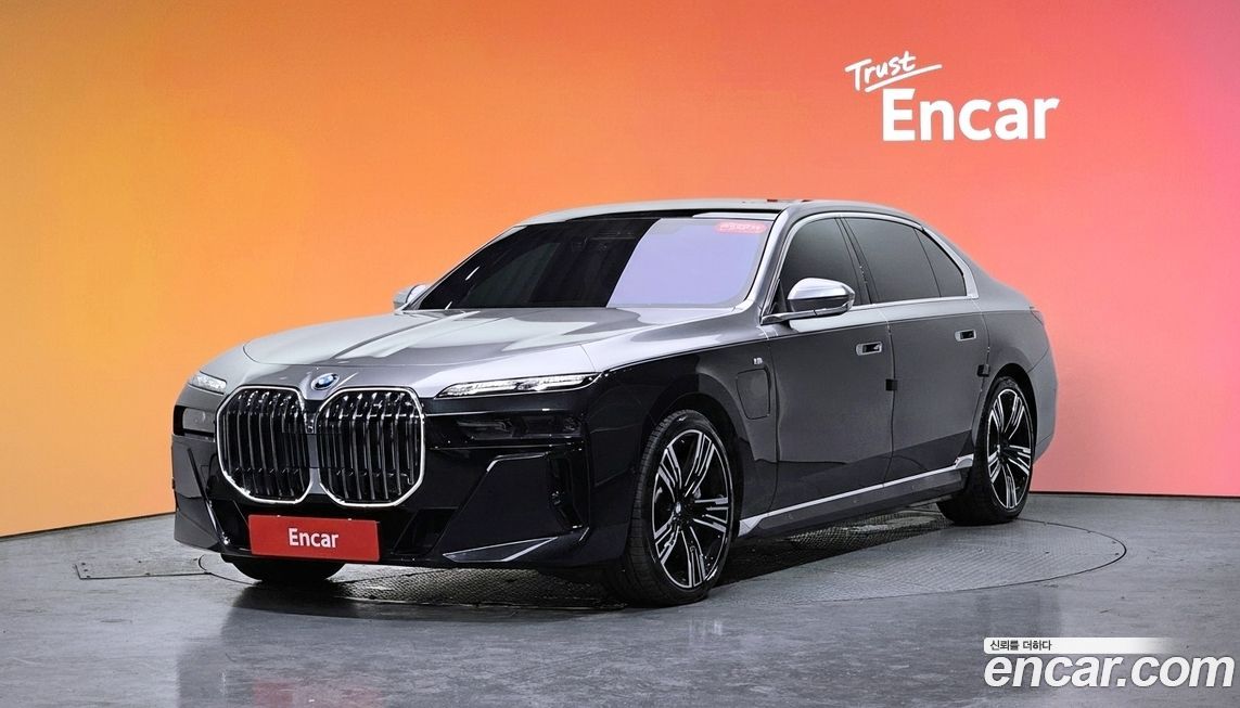 BMW 7-Series 2024