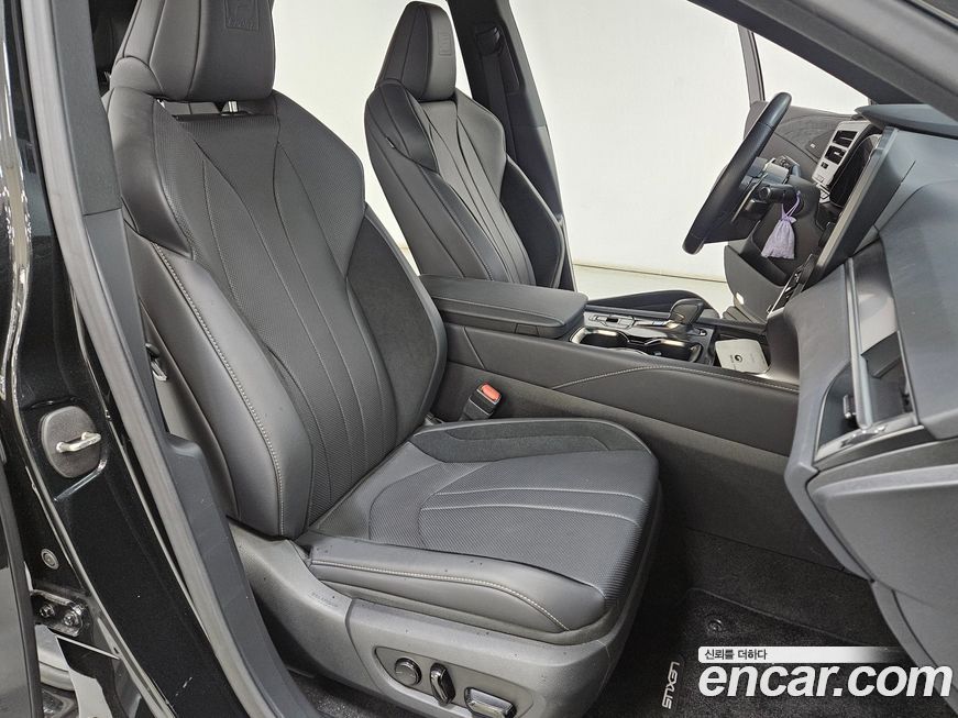 Lexus RX 2024