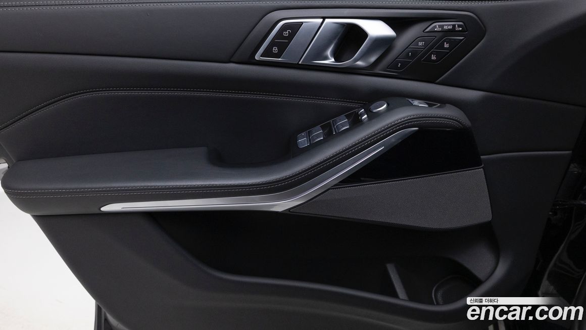 BMW X7 2024