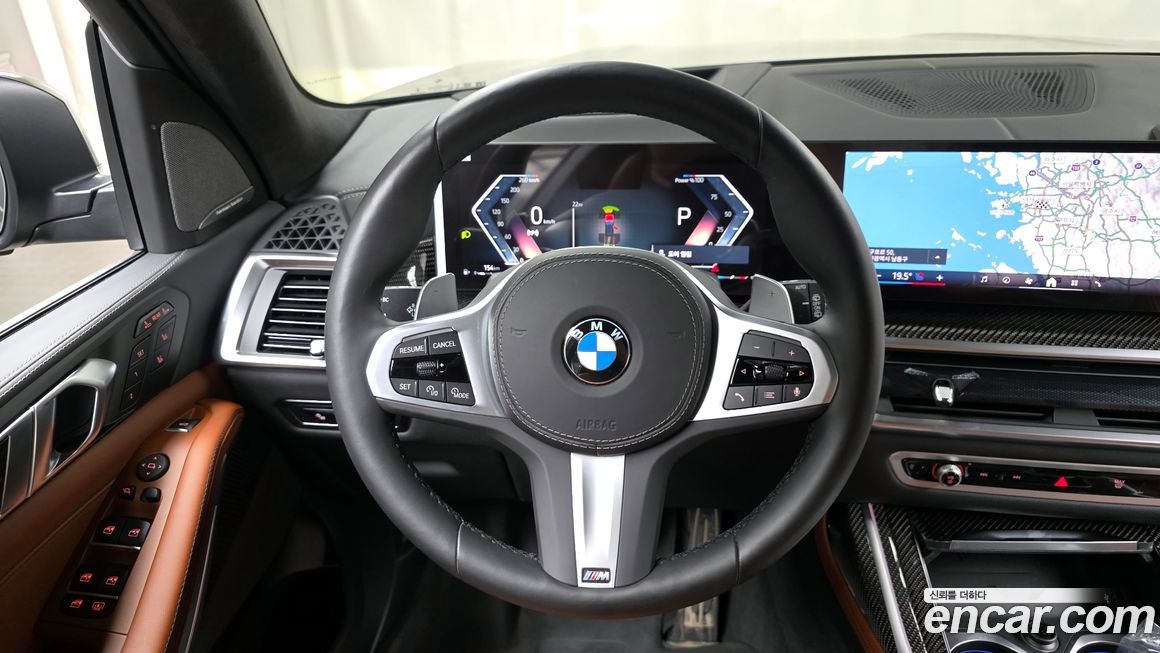 BMW X7 2025