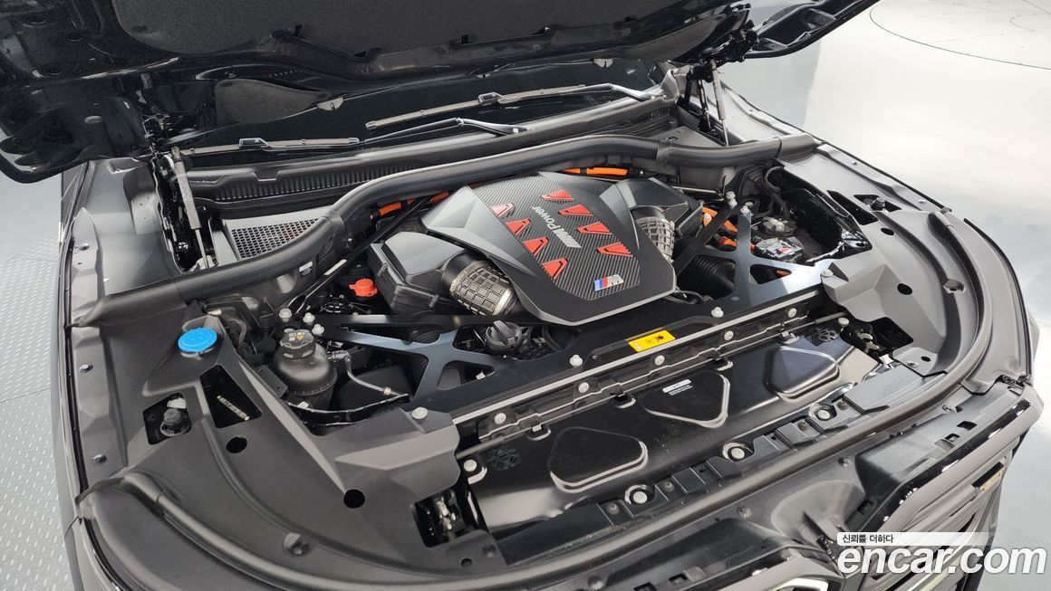 BMW XM 2025
