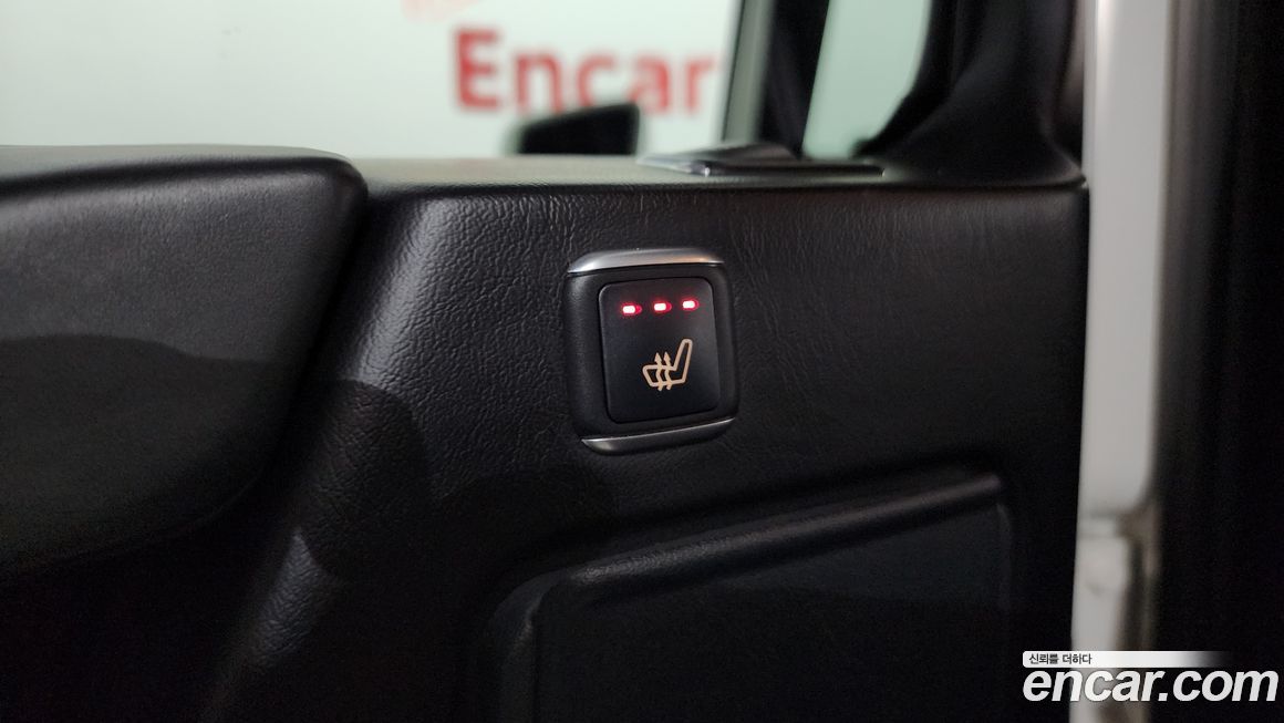 Mercedes-Benz G-Class 2016