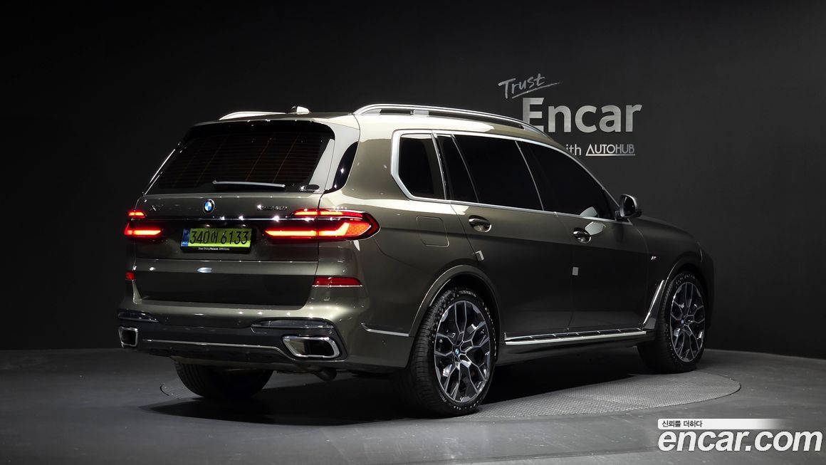 BMW X7 2025
