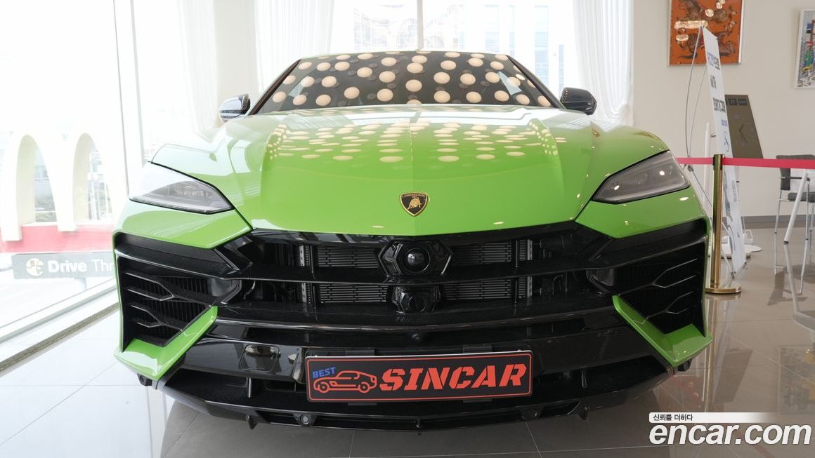 Lamborghini Urus 2026