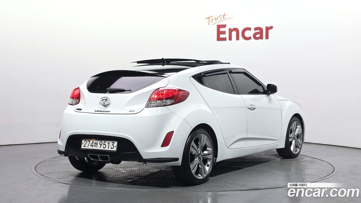 Hyundai Veloster 2013