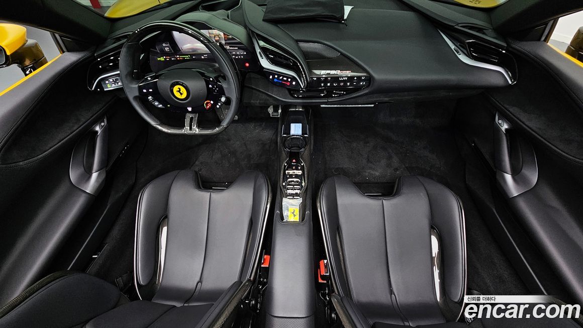 Ferrari SF90 2023