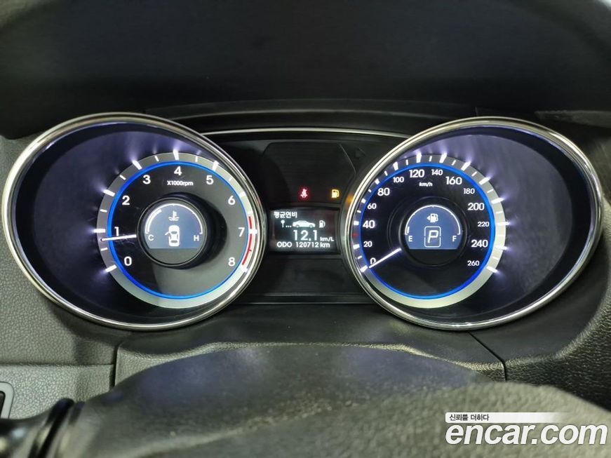 Hyundai Sonata 2012