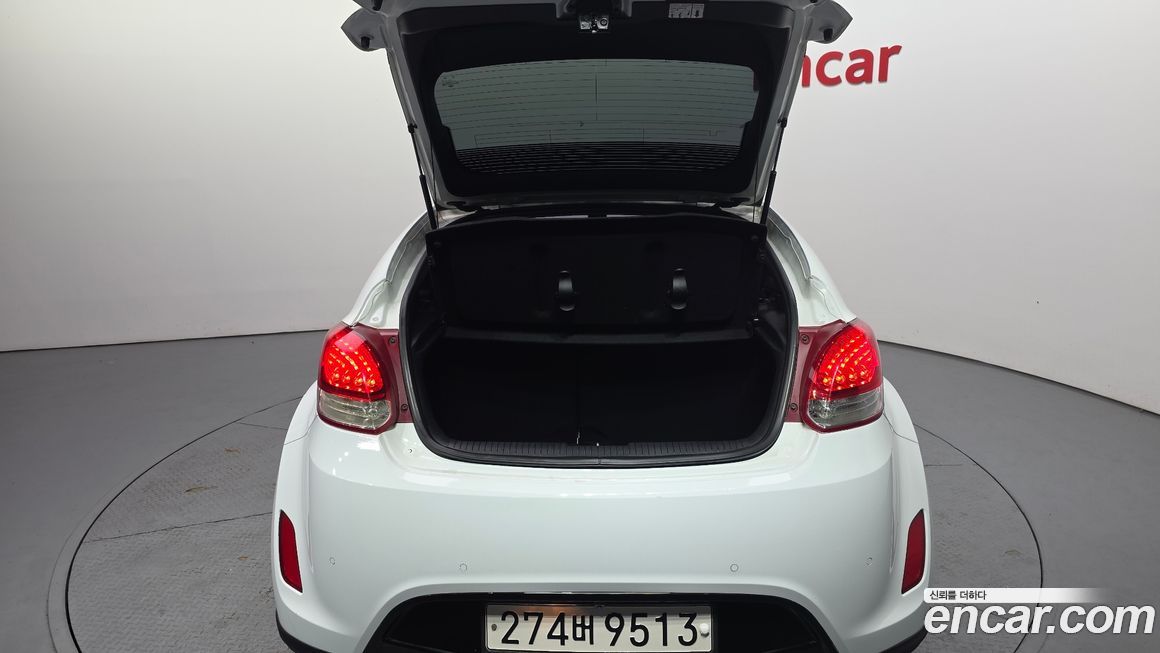 Hyundai Veloster 2013