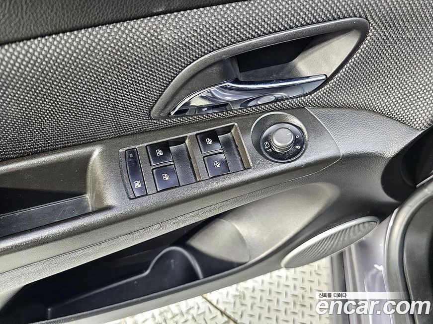 ChevroletGMDaewoo Cruze 2013