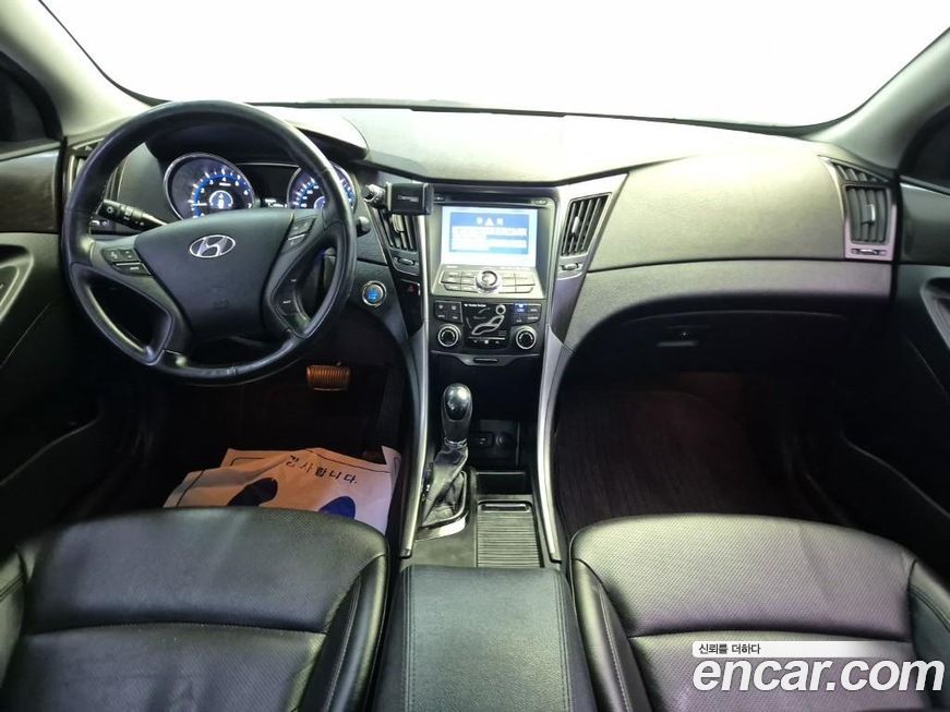 Hyundai Sonata 2012