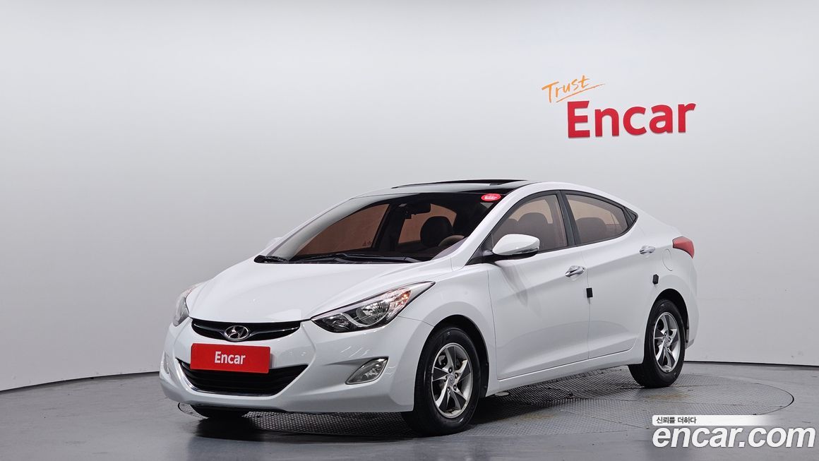 Hyundai AVANTE 2011