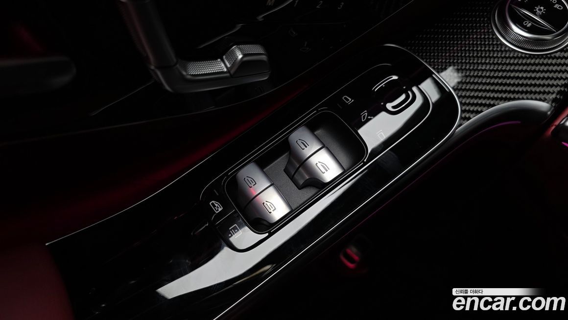 Mercedes-Benz S-Class 2025