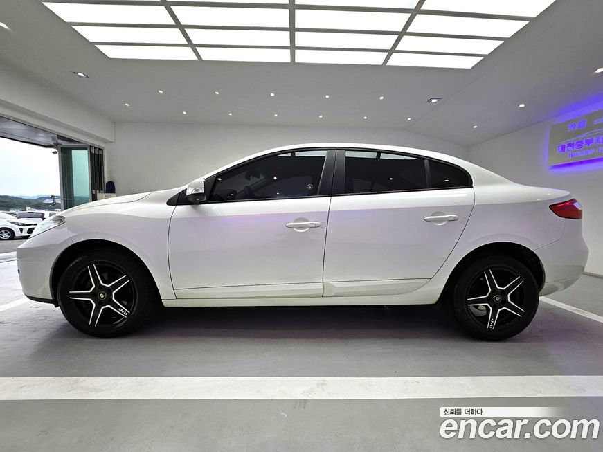 Renault-KoreaSamsung SM3 2011