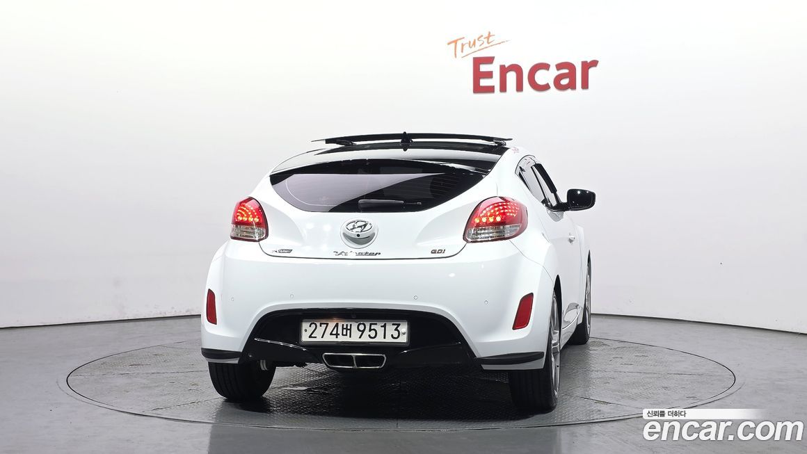 Hyundai Veloster 2013
