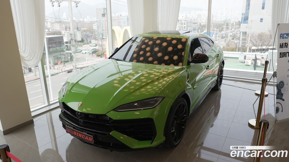 Lamborghini Urus 2026