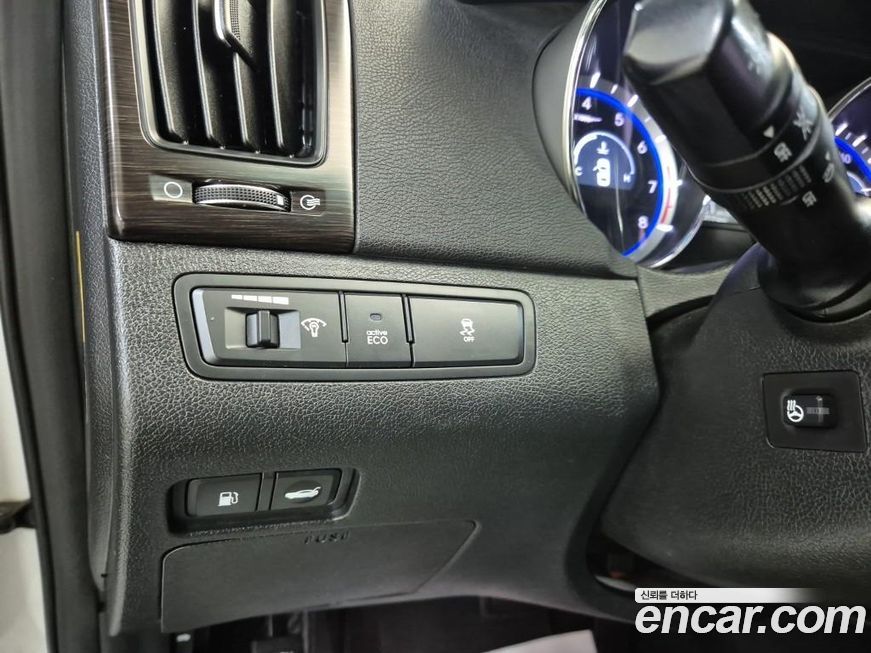 Hyundai Sonata 2012