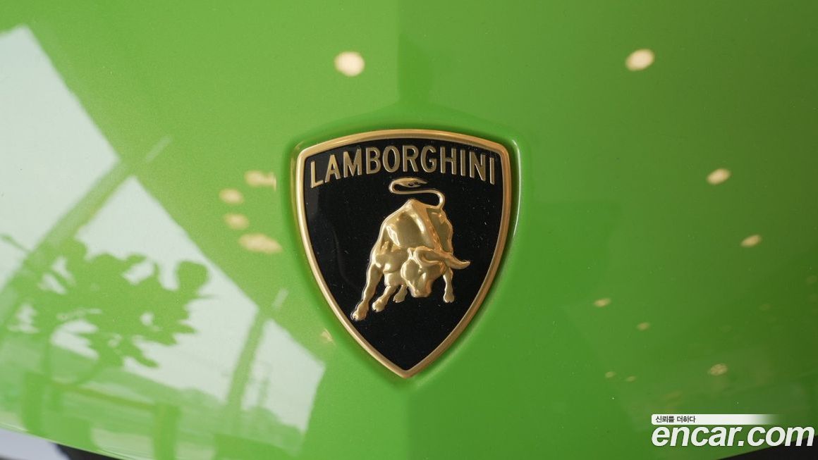 Lamborghini Urus 2026