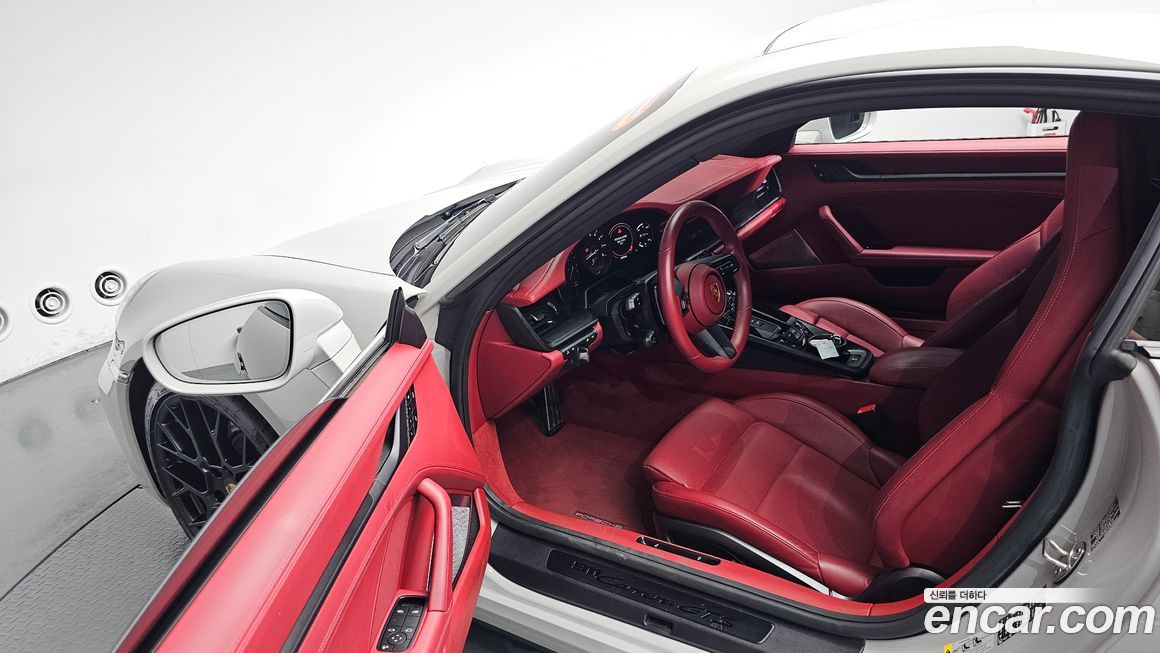 Porsche 911 2023