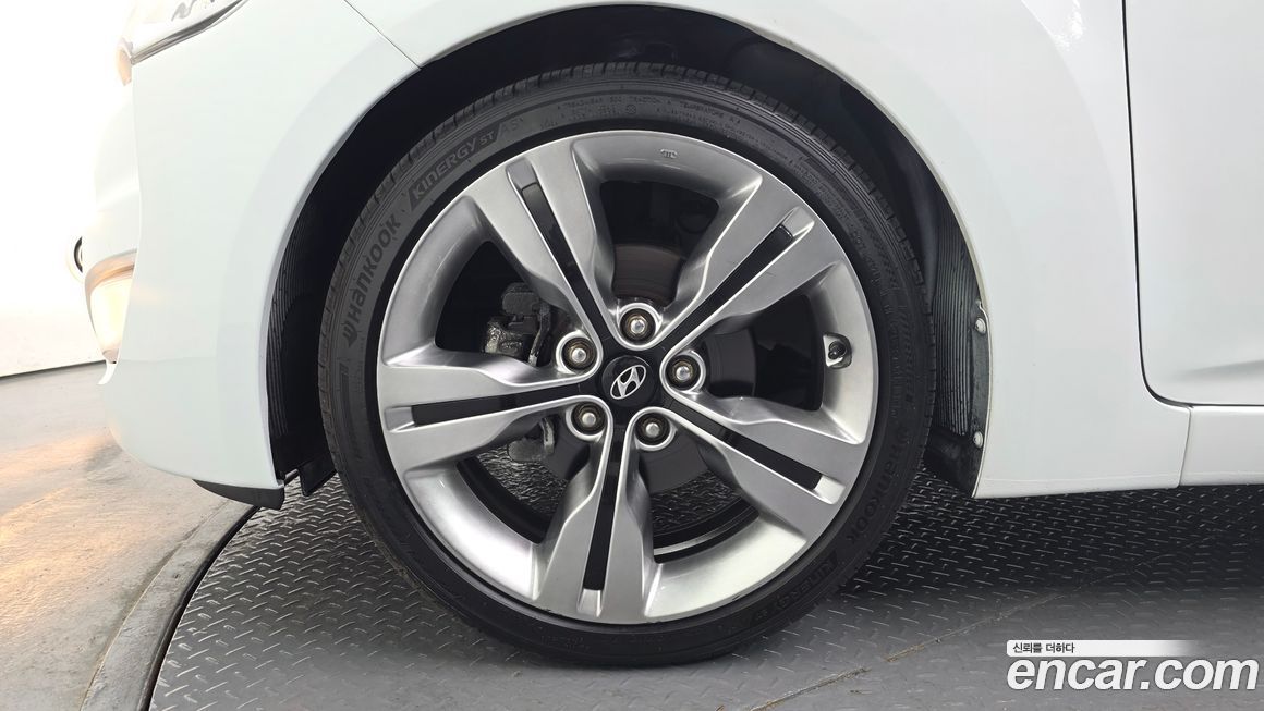 Hyundai Veloster 2013