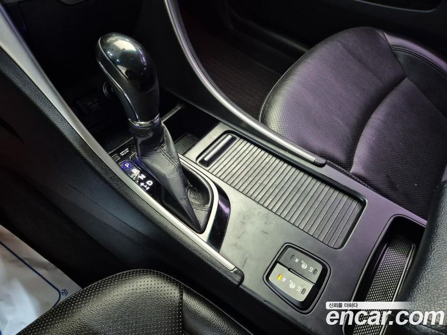 Hyundai Sonata 2012