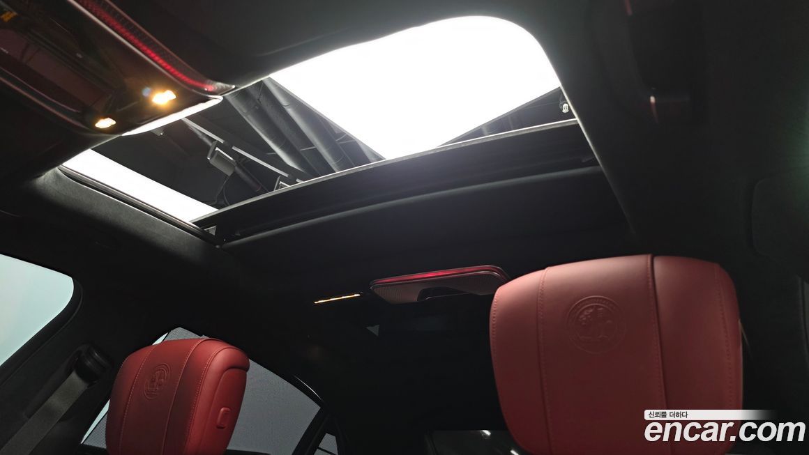 Mercedes-Benz S-Class 2025