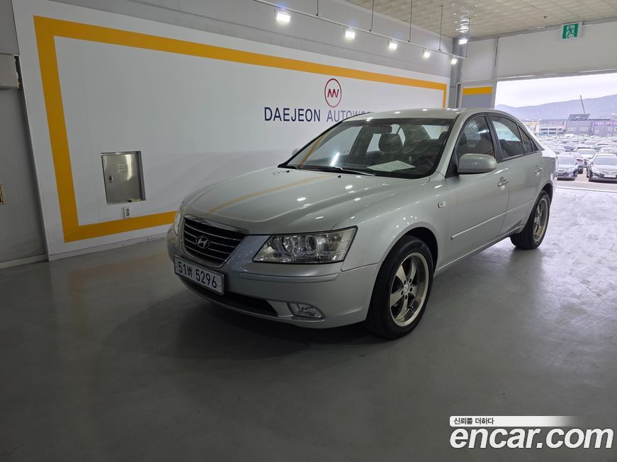 Hyundai Sonata 2010