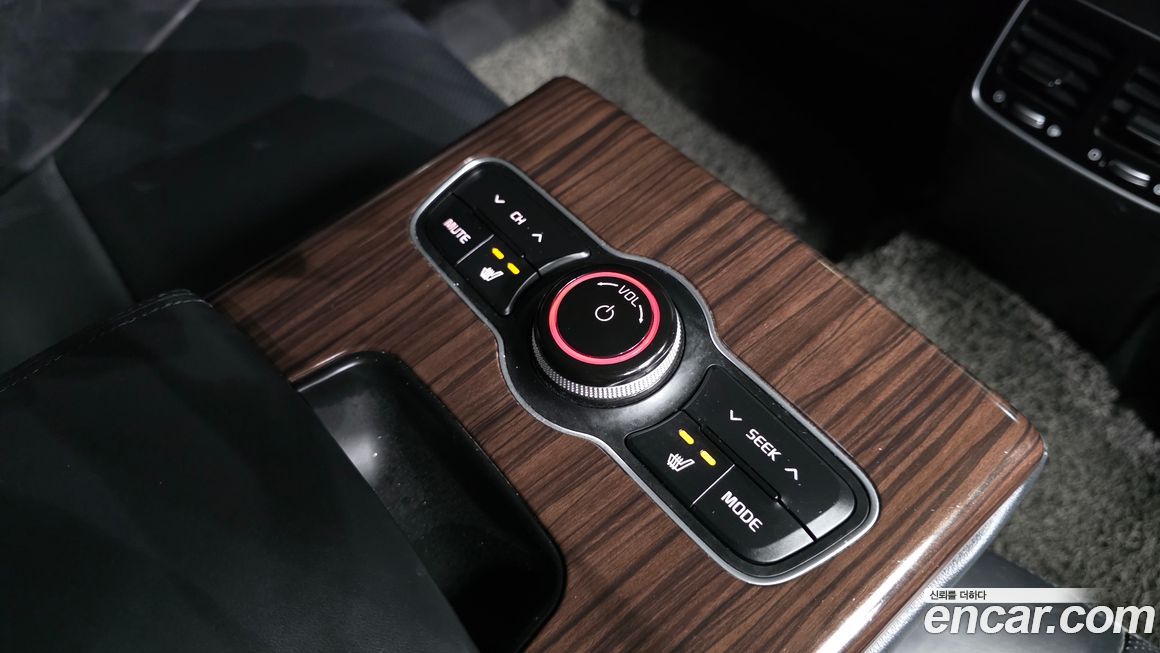 Kia K7 2015