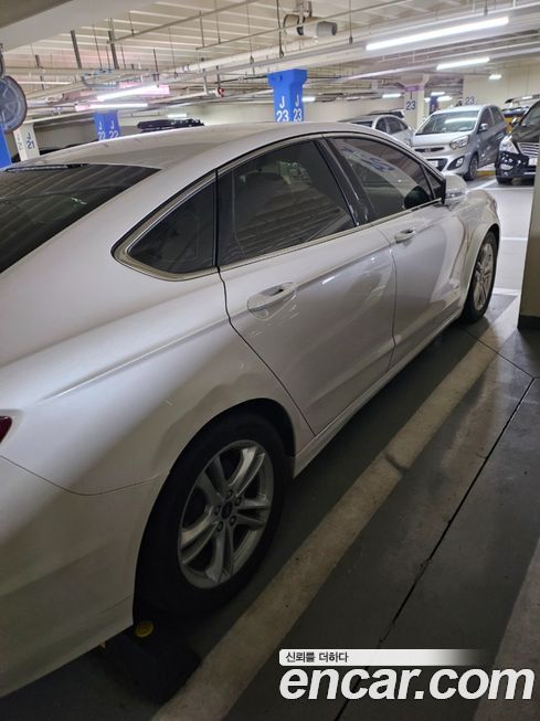 Ford Mondeo 2015