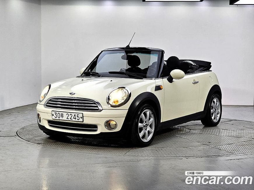 Mini Cooper Convertible 2010