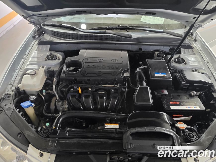 Hyundai Sonata 2010