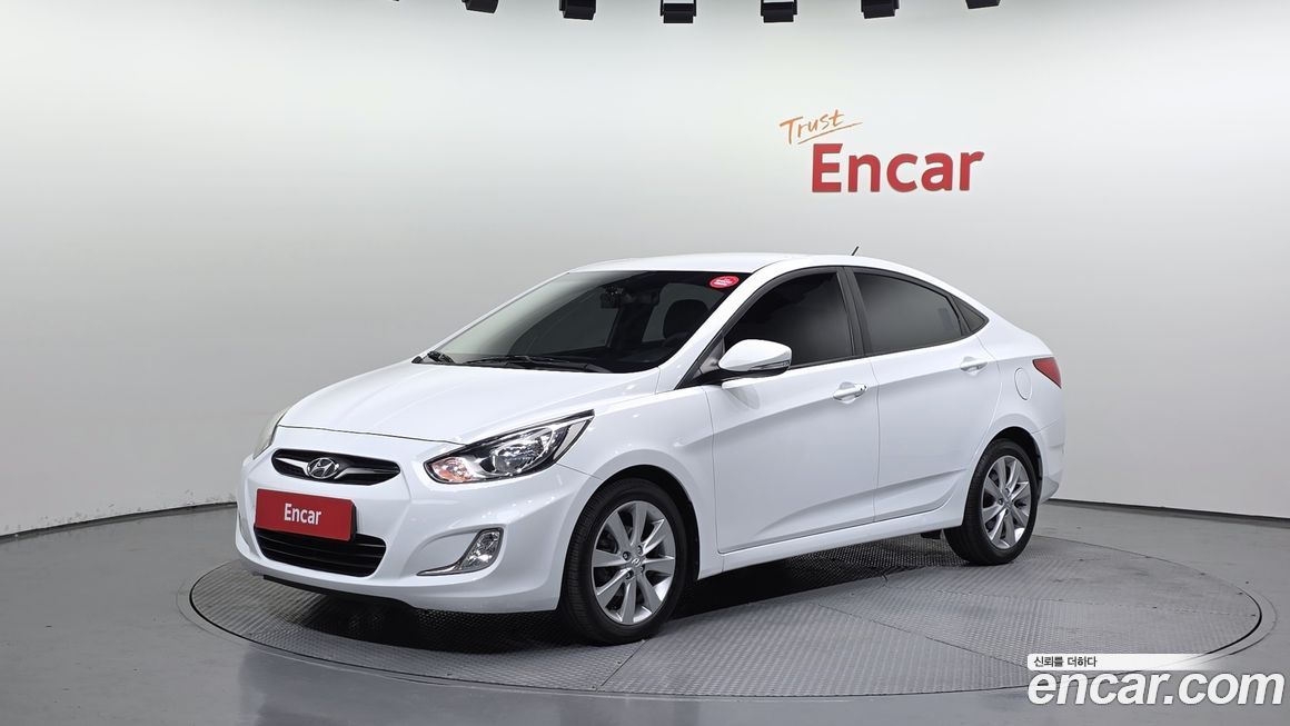 Hyundai Accent 2012
