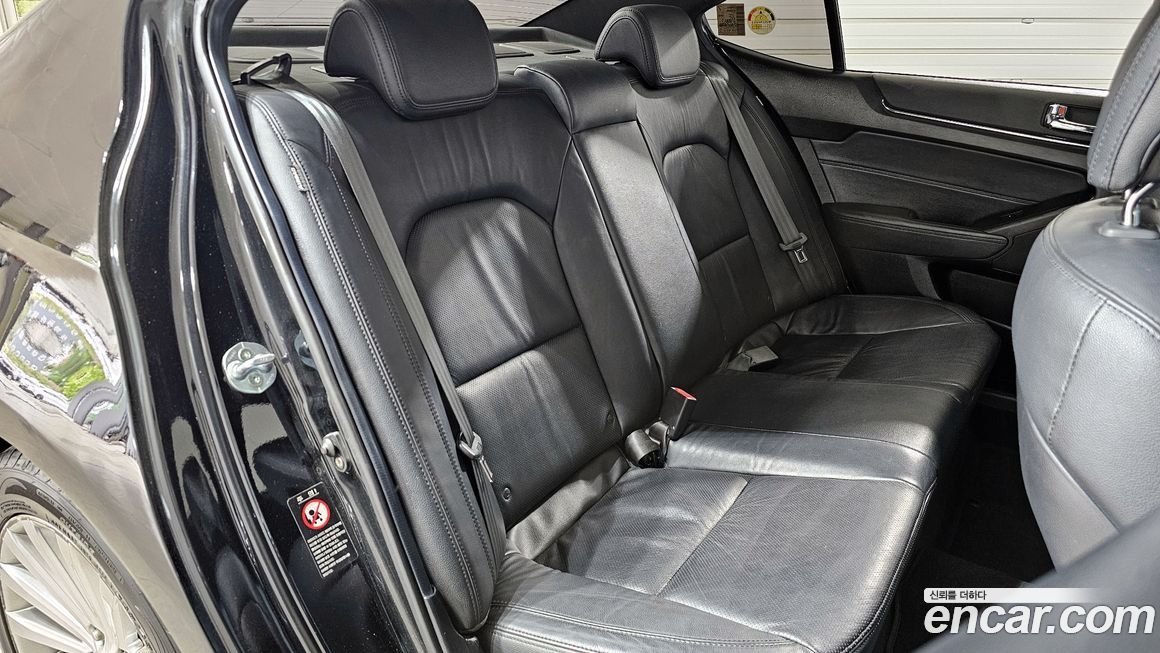 Kia K7 2011