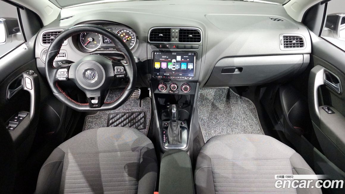 Volkswagen Polo 2014