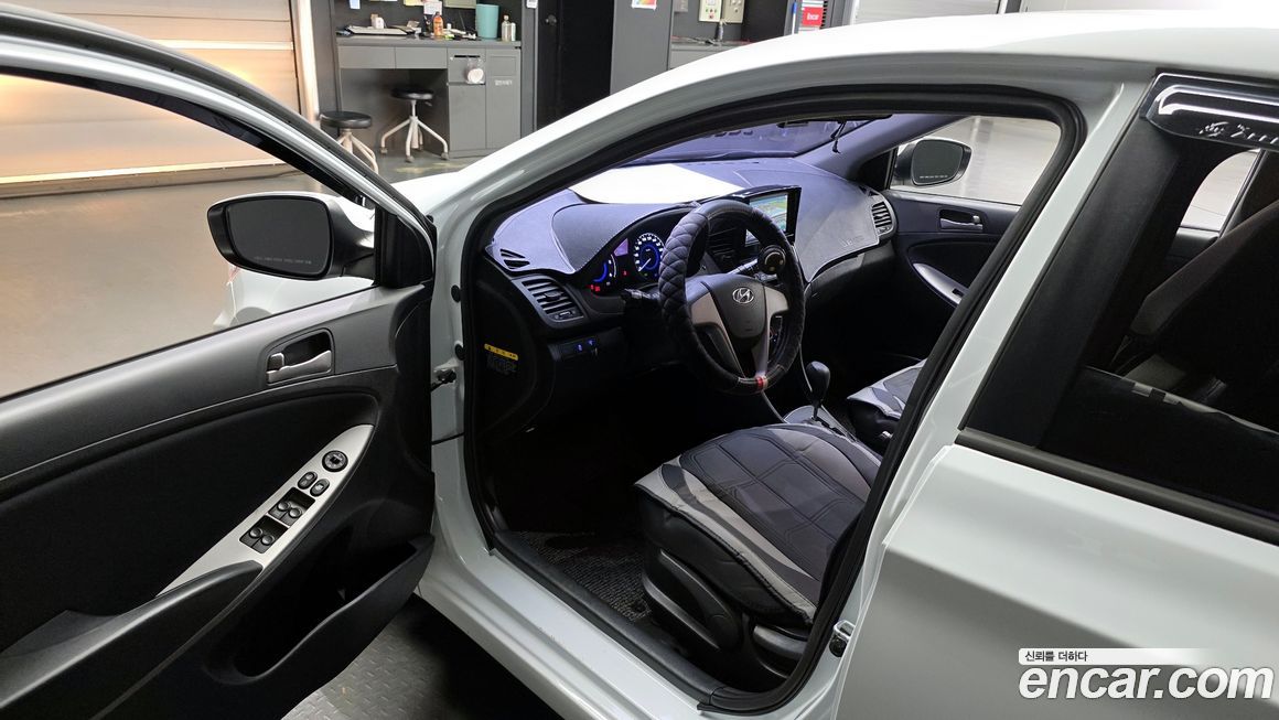 Hyundai Accent 2016